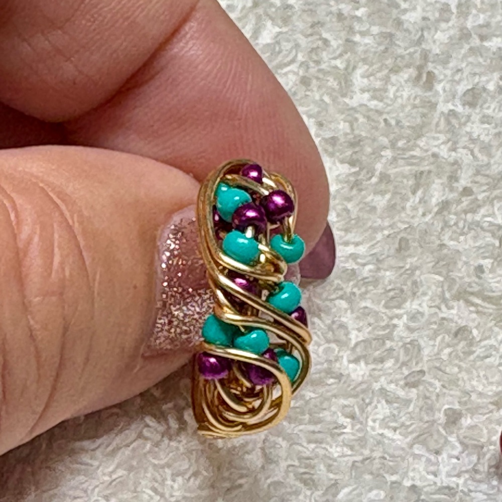 Gold and Purple Wire Wrapped Ring - Picture 7 of 9